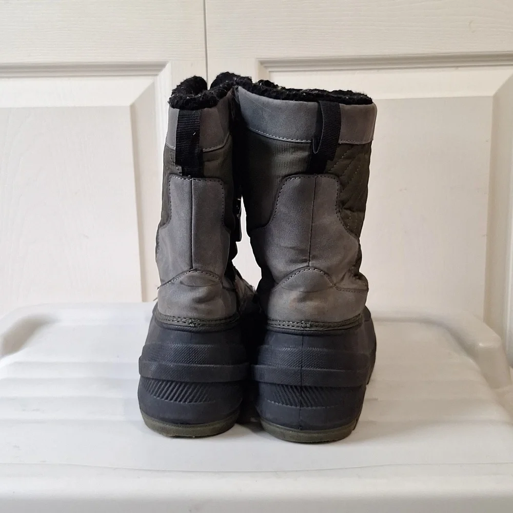 Cat & Jack lace up zip winter snow boots - 6 - blk faux fur / army green canvas